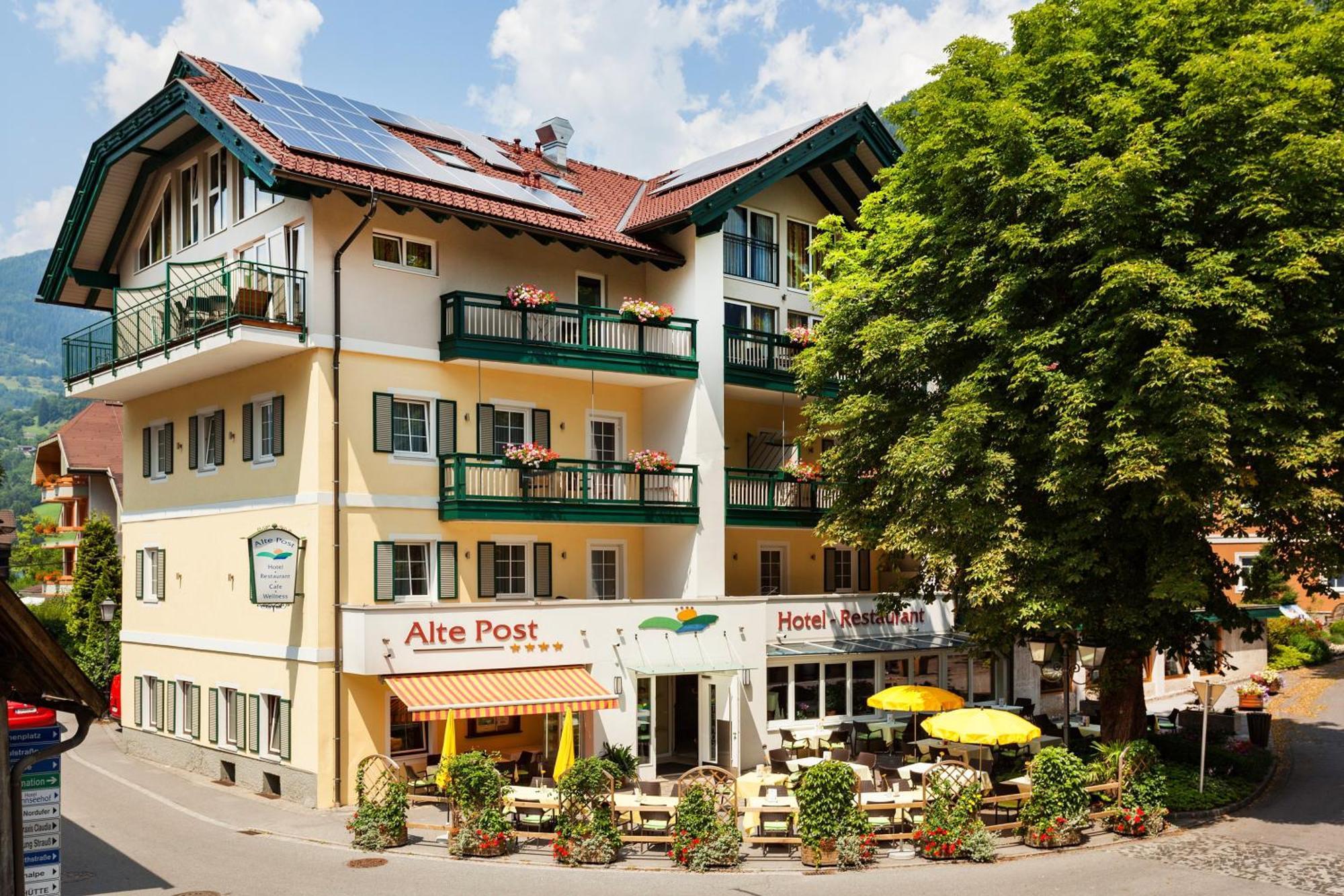 Hotel Alte Post Feld am See Exteriör bild